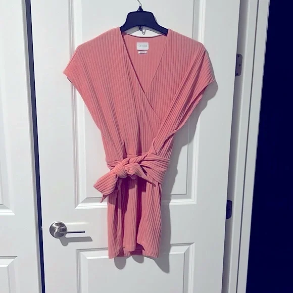 ⭐️Saylor: Yelle Ribbed pink front tie dress - Picture 2 of 7